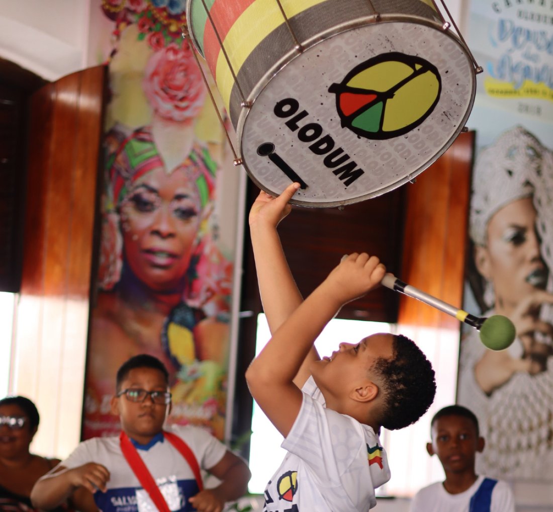 [Escola Olodum celebra 43 anos com semana pedagógica e show gratuito no Pelourinho]