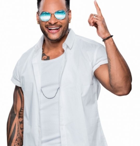 PARANGOLÉ LANÇA NOVO CD AO VIVO EM BRASÍLIA PARANGOLÉ LANÇA NOVO CD AO VIVO EM BRASÍLIA