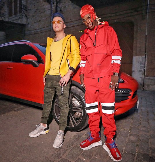 Wesley Safadão e MC Kekel lançam 'Desencana', forrófunk romântico com visual ousado Wesley Safadão e MC Kekel lançam 'Desencana', forrófunk romântico com visual ousado