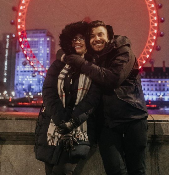 Marília Mendonça revela o sexo do seu bebê; veja vídeo Marília Mendonça revela o sexo do seu bebê; veja vídeo