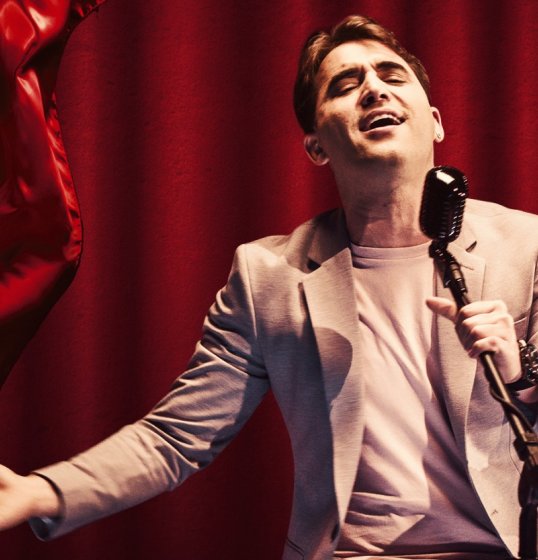 TAYRONE LANÇA CLIPE DA MÚSICA GAROTA PODEROSA NESTA SEGUNDA TAYRONE LANÇA CLIPE DA MÚSICA GAROTA PODEROSA NESTA SEGUNDA