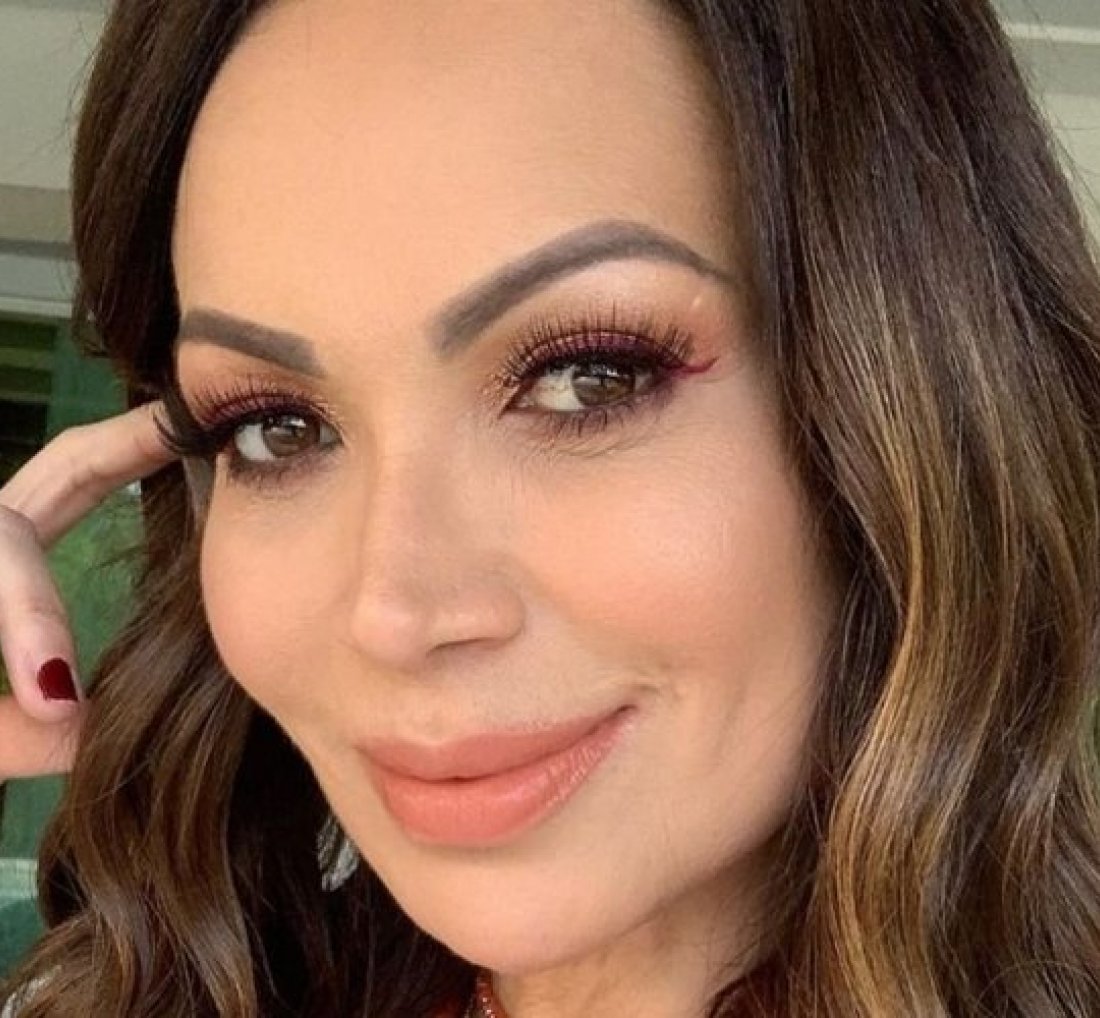 [Solange Almeida é internada em hospital de Pernambuco e cancela shows]